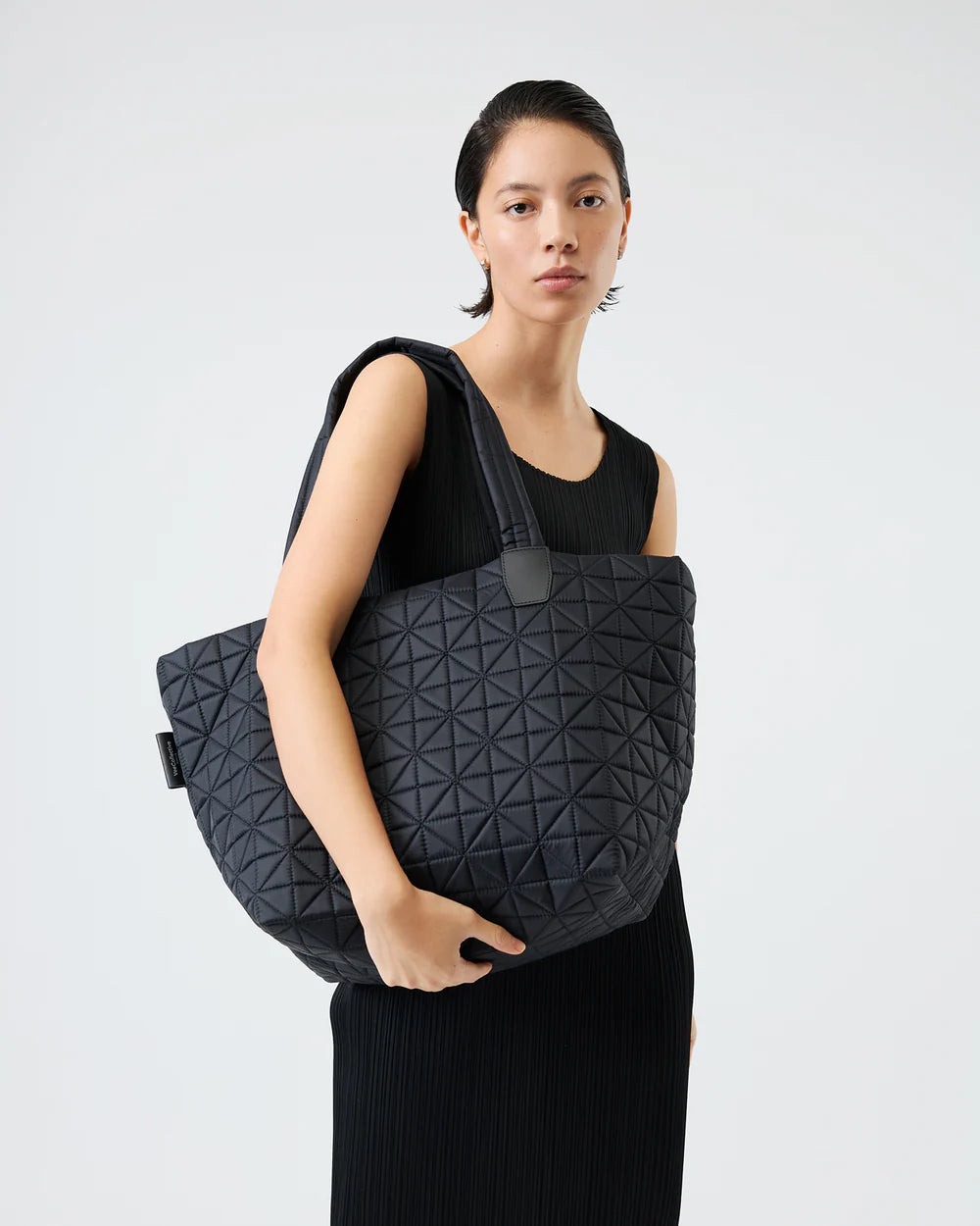 Vee Collective Medium Tote
