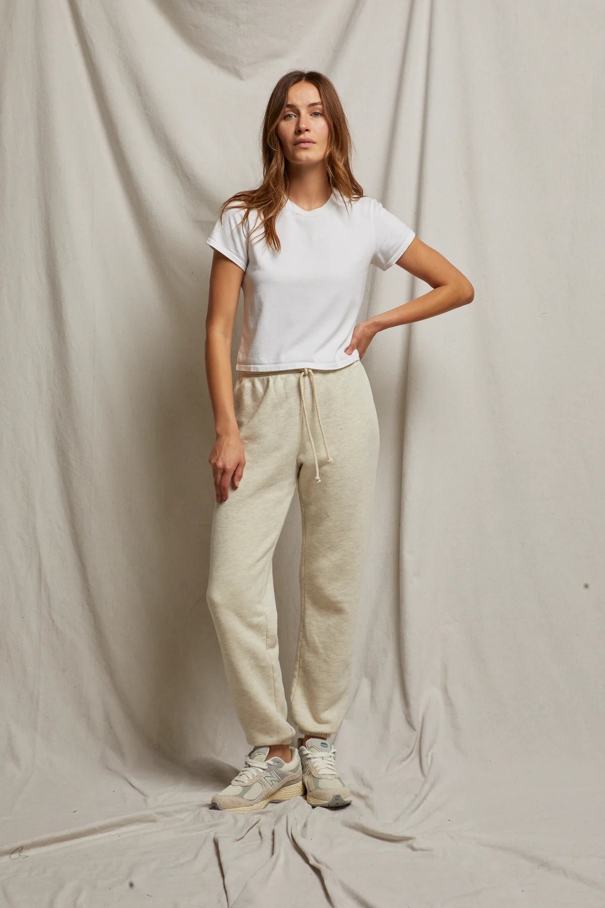 Perfect White Tee Michelle Fleece Jogger